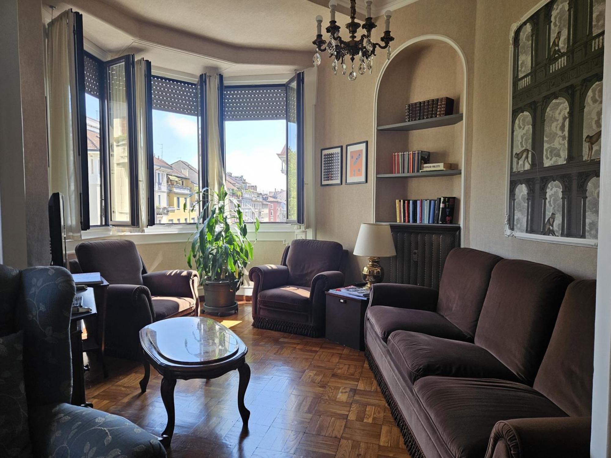 Homegallery - Elegante Appartamento Milanese Εξωτερικό φωτογραφία